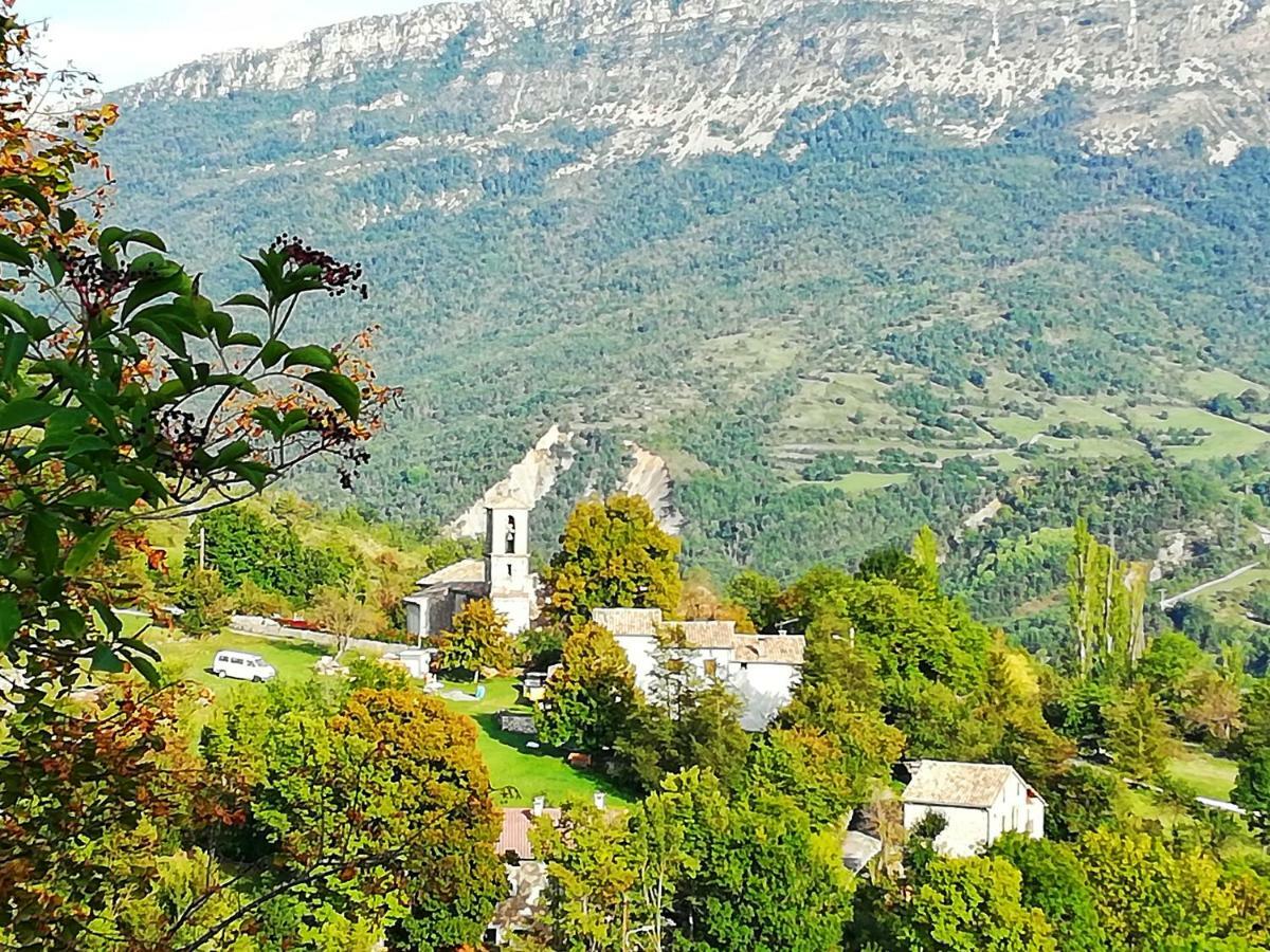 Gaïa, maison d'hôtes Verdon, vue féerique Blieux Esterno foto